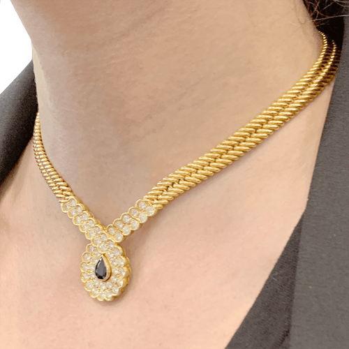 Collier Collier Van Cleef & Arpels, or jaune, saphir, diamants. 58 Facettes 34594