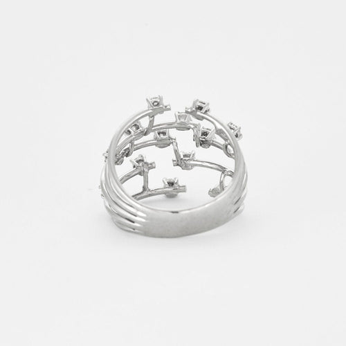 Bague 55 Bague de cocktail en or gris et diamants 58 Facettes GU80