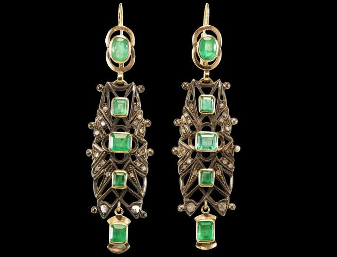 Boucles d'oreilles Antique emeralds diamonds gold Catalan earrings 58 Facettes 7488
