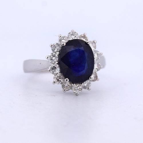 Bague 56 Bague en or blanc avec saphir et diamants 58 Facettes