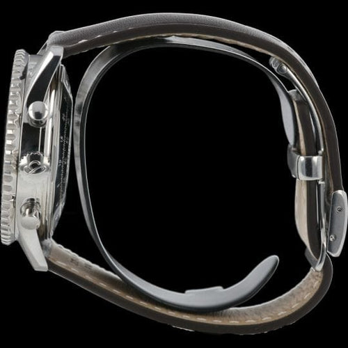 Montre Breitling Montre Navitimer 58 Facettes MT42063