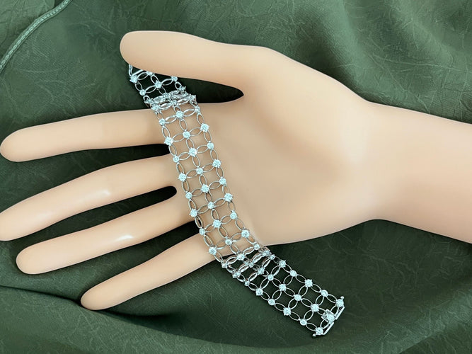 Bracelet White gold bracelet with diamonds 58 Facettes 3047