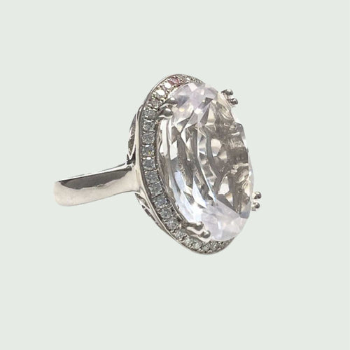 Bague 48 BAGUE DE DESIGN CONTEMPORAIN DU XXE SIÈCLE en OR 18 carats et PLATINE 58 Facettes Q855A