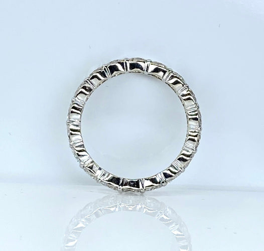 Bague 53 Alliance en or blanc et platine, 18 diamants 2,70 carats 58 Facettes AB642