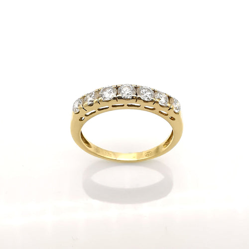 Bague 54 Bague en or jaune et diamants 58 Facettes