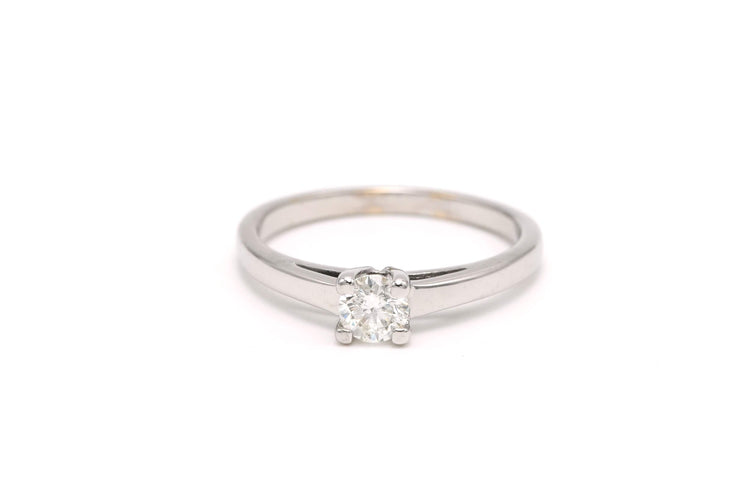 Bague 48 Bague contemporaine or blanc, diamant taille brillant 58 Facettes 21784