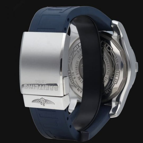 Breitling Avenger II -kello