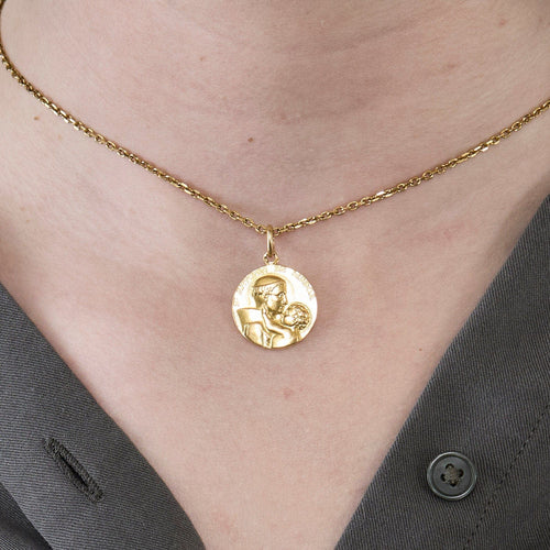 Pendentif Médaille Saint Antoine en or jaune 58 Facettes FON18032