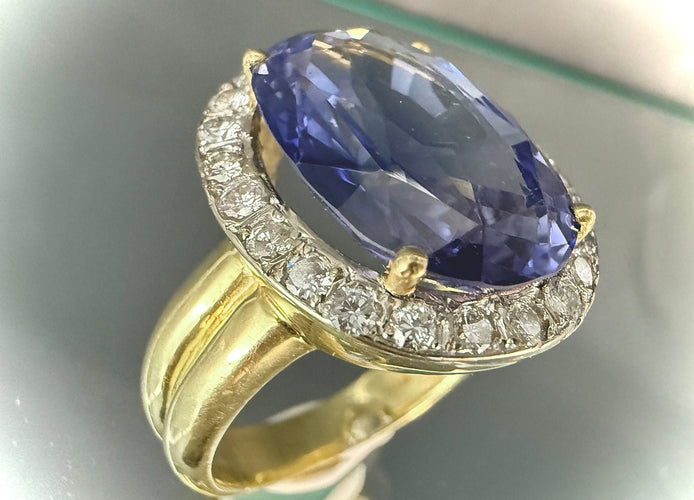 Bague 63 Bague or jaune sertie d'une Tanzanite de 16 carats 58 Facettes