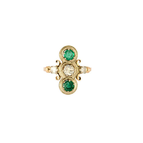 Bague 52 Bague ancienne Antique en or diamants et émeraudes. 58 Facettes