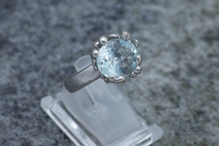 Bague 57 Charlotte Lynggaard - bague en or blanc avec aigue-marine et diamants 58 Facettes 9629