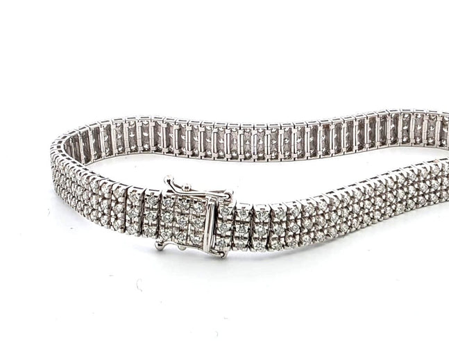 Bracelet Bracelet en or blanc massif serti de diamants 58 Facettes