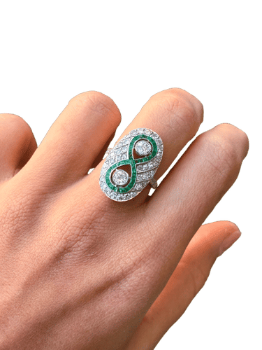 Bague 54 Bague de style Art déco en platine avec diamants et émeraudes 58 Facettes