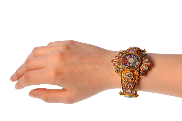 Boucles d'oreilles Rare parure en micromosaïque du XIXe siècle de Menichini Giacomo – Un chef-d'œuvre du Grand Tour 58 Facettes 25043-0119