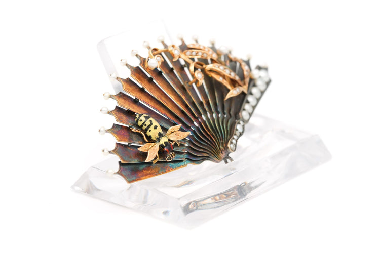 Broche Broche Art Nouveau en or jaune sertie de perles 58 Facettes 22177