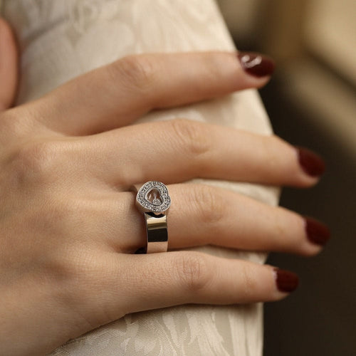 Bague 53 Bague Chopard Happy Diamonds Or Gris 18k Diamants de 2021. Taille 53. Ref : 822936 58 Facettes FB10384