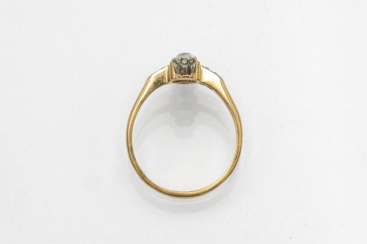 Antique gold and platinum ring, emerald and diamonds, 1910/1920