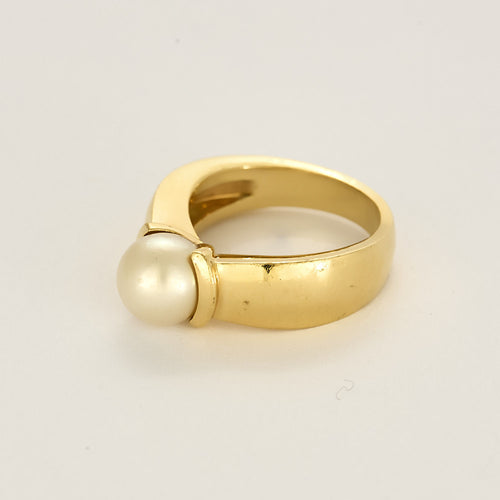 Anillo de perla en oro amarillo 