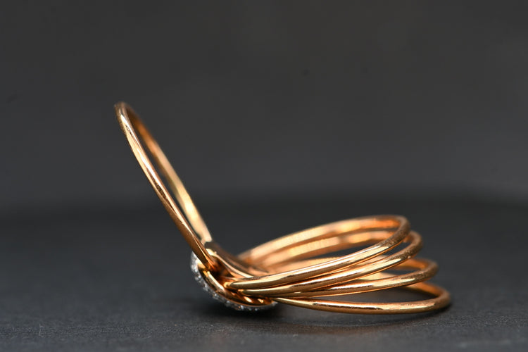 Bague 52 Bague en or rose ornée de diamants 58 Facettes