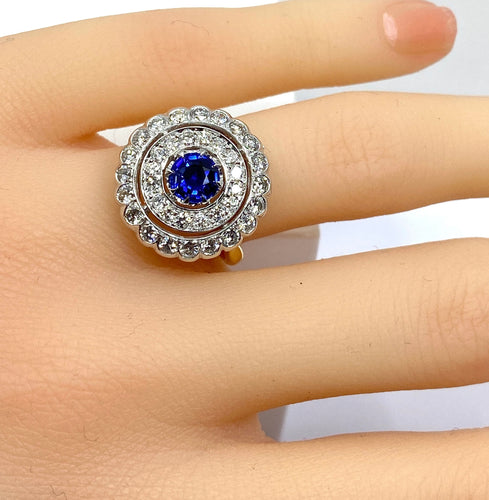 Bague 52 Bague or blanc, or jaune, saphir et diamants 58 Facettes AB580