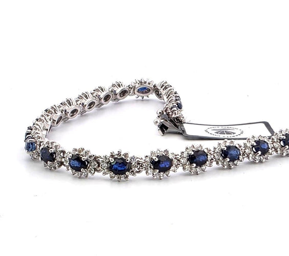 Bracelet Bracelet en or blanc 18 carats serti de saphirs et de diamants, 1973 G 58 Facettes