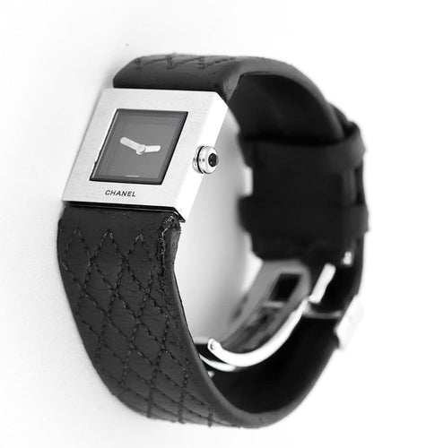 Montre CHANEL - Montre vintage modèle matelassé 58 Facettes