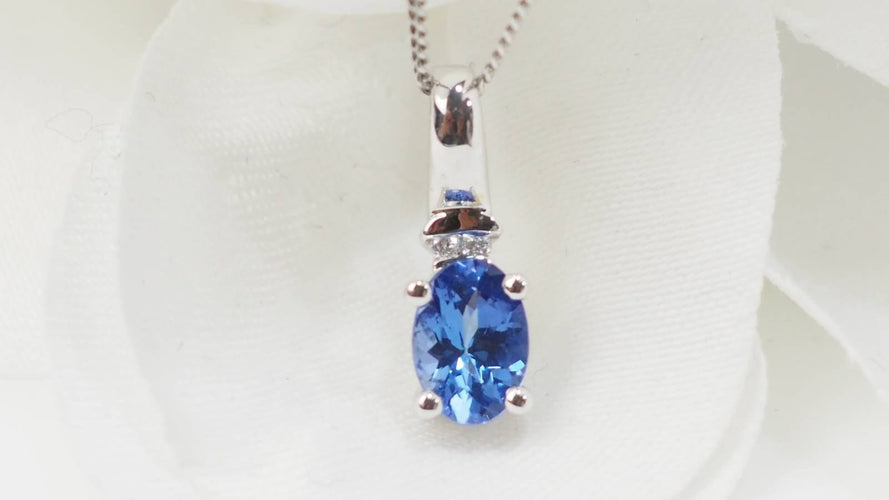Collier Collier en or blanc, tanzanite et diamants 58 Facettes 32628