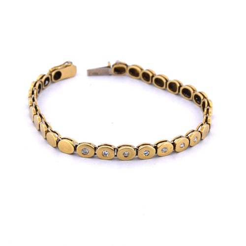 Bracelet Bracelet en or jaune avec diamants 58 Facettes