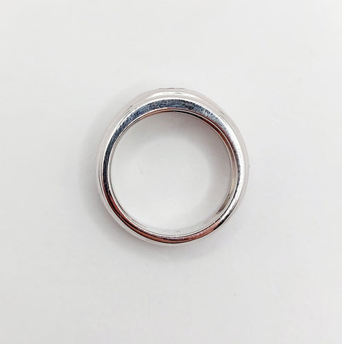 Bague 51 Boucheron - Bague Axelle bombée en or blanc 18k et diamant ovale 0,40 carat 58 Facettes A06571