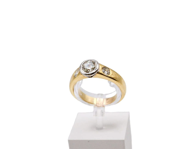 Bague Bague jonc or jaune, or blanc et diamants 58 Facettes 250095