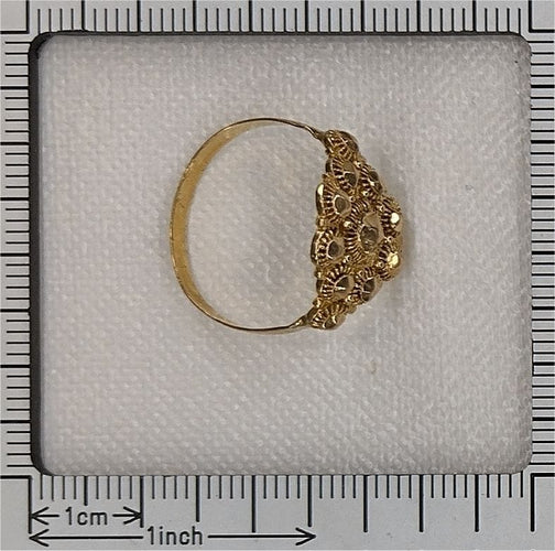 Bague 57 Élégance éternelle : l'anneau d'or historique de Hollande 58 Facettes 24043-0184