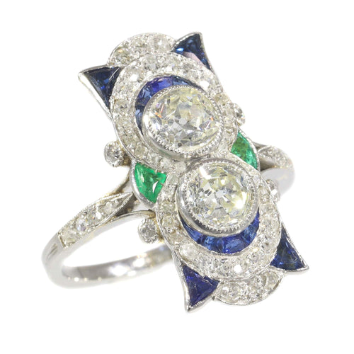 Bague 58 Dévotion Déco : Une bague de fiançailles en platine et or des années 1920 avec diamants et saphirs 58 Facettes 21316-0744