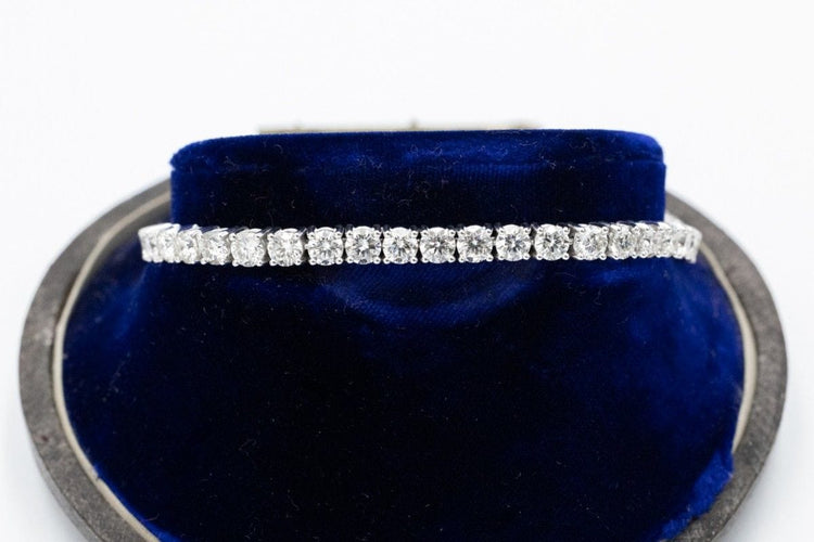 Bracelet Bracelet tennis en or blanc avec diamants de 8,00 ct 58 Facettes PTKN03