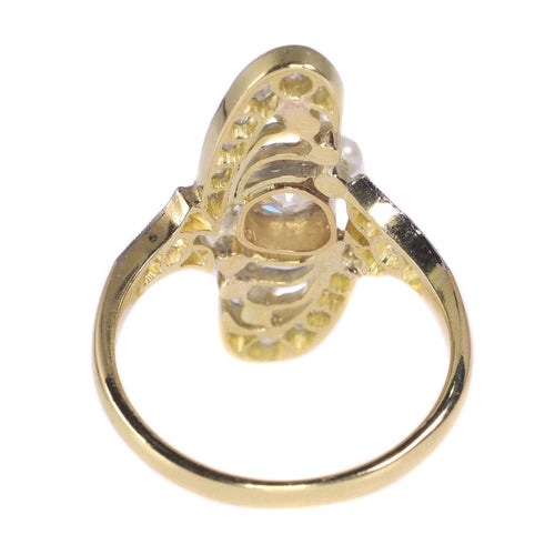Bague 60 Flow of Love : une bague Art Nouveau en diamant et perle 58 Facettes 21042-0185