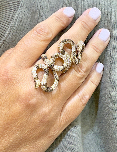 Pierścionek w kształcie węża z 18-karatowego złota i diamentów 