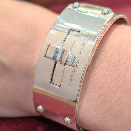 Bracelet Bracelet jonc Hermès Kelly en argent 58 Facettes 32406