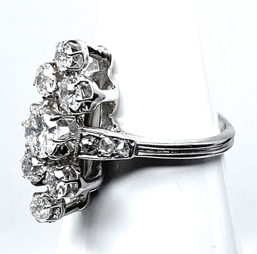 Диамантен пръстен маркиза