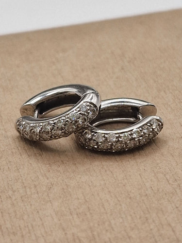 Boucles d'oreilles Boucles d'oreilles demi-créoles en or blanc et diamants 58 Facettes