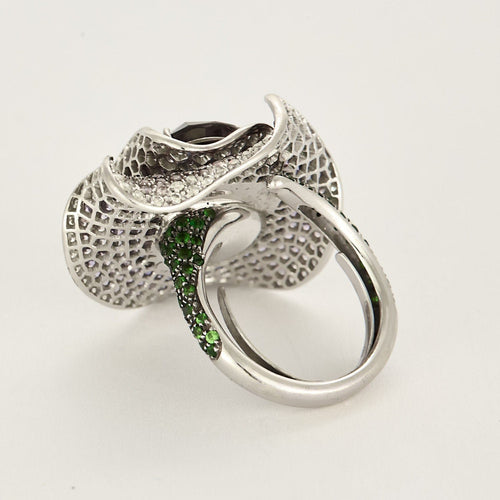 Bague 65 Importante bague fleur en or blanc, Diamants, Tsavorites et Améthyste 58 Facettes LJ25-309