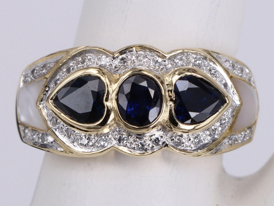 Art Deco geelgouden ring met saffieren, parels en diamanten