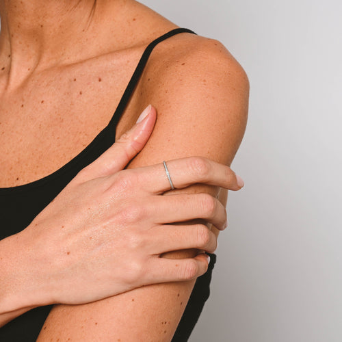 Bague 56 MAUBOUSSIN - Alliance Parce que je l'aime or blanc et diamants 58 Facettes 83332