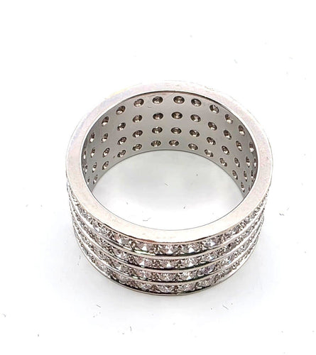 Bague 65 Bague en or blanc massif avec diamants 58 Facettes