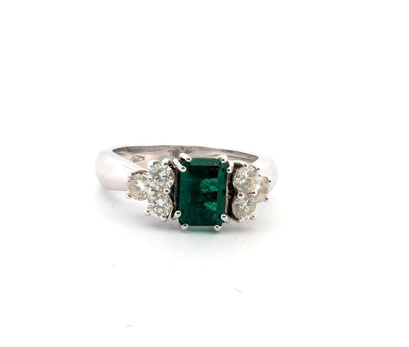 Bague 54 Bague en or blanc avec émeraude et diamants 58 Facettes