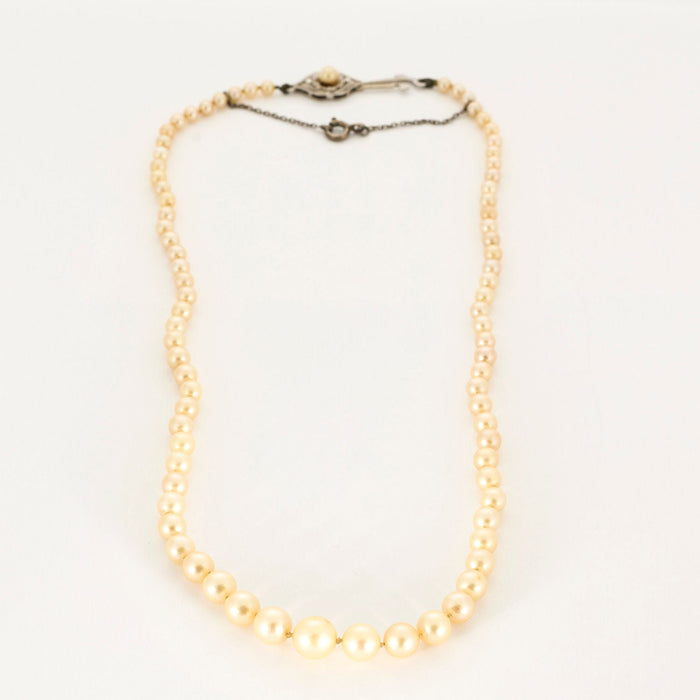 White gold cultured pearl necklace