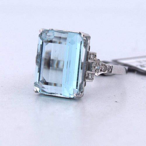 Bague 53 Bague Art Déco en platine avec aigue-marine et diamants 58 Facettes