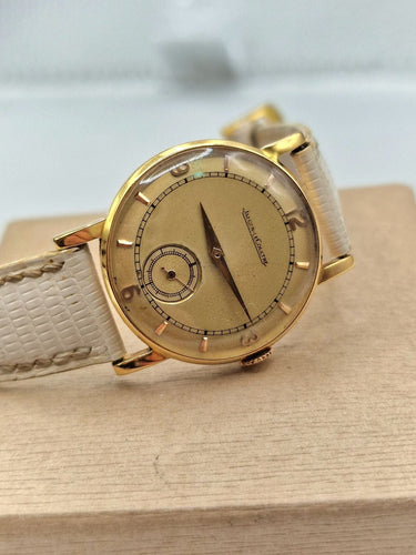 Montre Jaeger-LeCoultre - Montre femme 1970s en or jaune 18 kt 58 Facettes