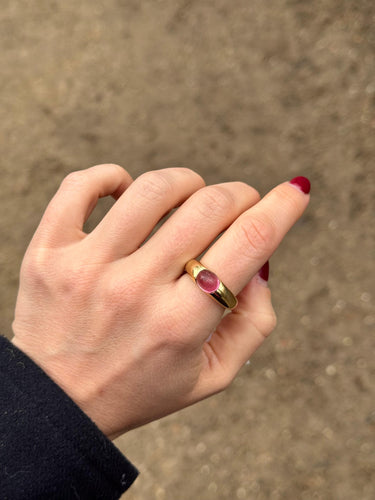Bague Bague jonc or jaune, cabochon tourmaline rose 58 Facettes