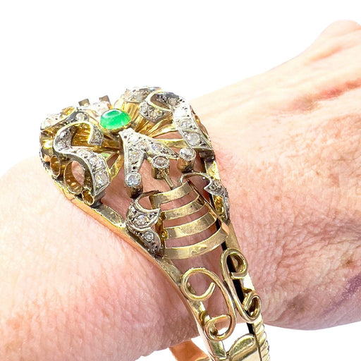 Bracelet Bracelet en or style rétro 1945 avec diamants et émeraude 58 Facettes Q75B