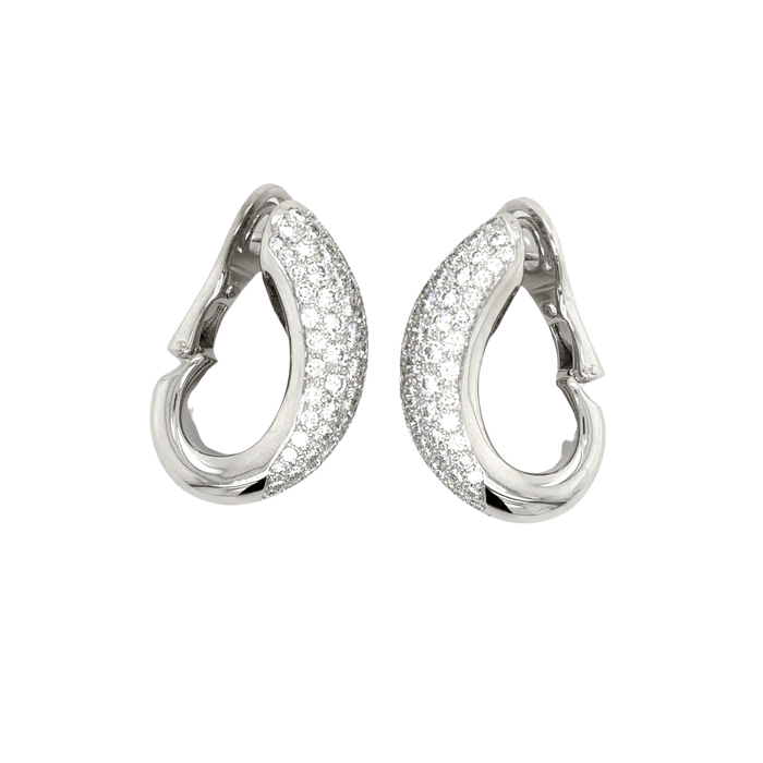 Boucles d'oreilles CHAUMET - Boucles d'oreilles modèle Hommage à Venise en or blanc et diamants 58 Facettes 1.0002545/1