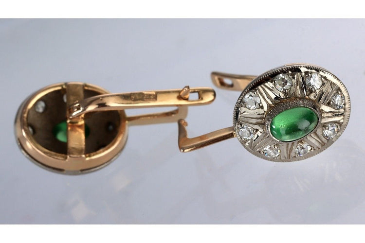 Boucles d'oreilles Boucles d'oreilles anciennes en forme de rosace, Russie, milieu du XXe siècle. 58 Facettes 9715A